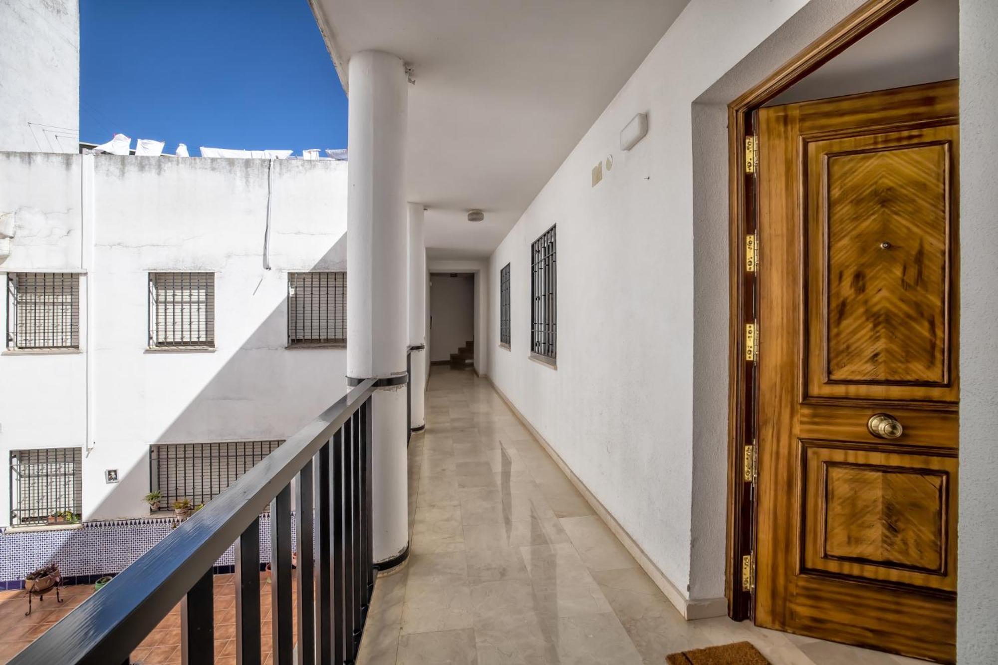 Las Azucenas De Conchaa- Parking Privado Gratuito Cordoba Luaran gambar