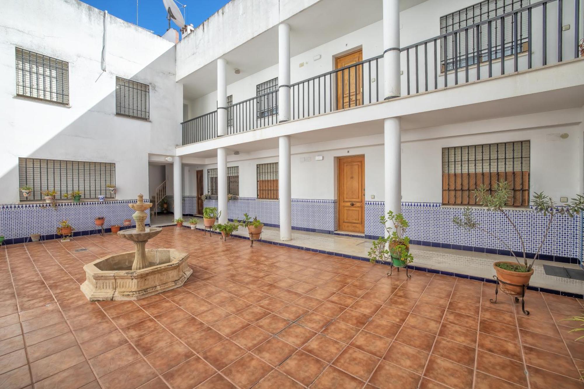 Las Azucenas De Conchaa- Parking Privado Gratuito Cordoba Luaran gambar